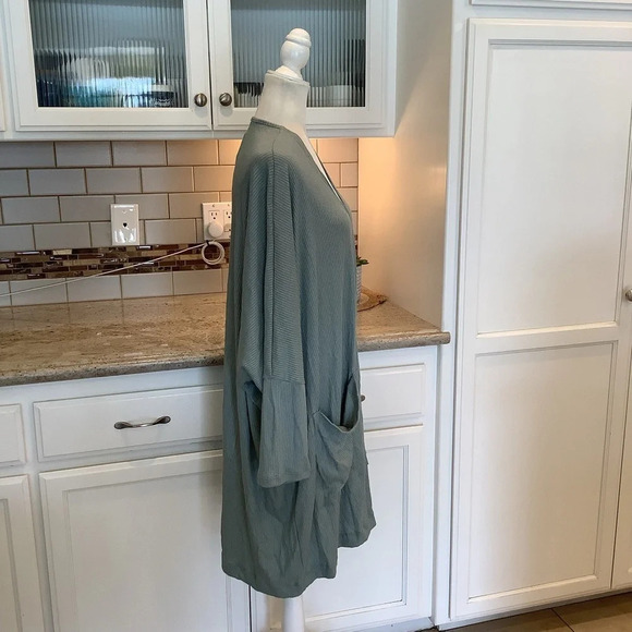 Maronie Sage Green Ribbed Cardigan Open Front NWT Size Medium - Picture 4 of 7